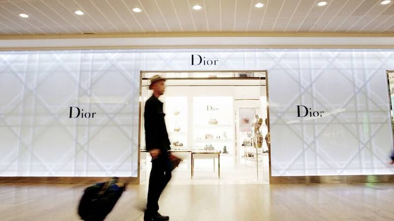 Luxury Brands Step Up Battle for Travelling Shoppers