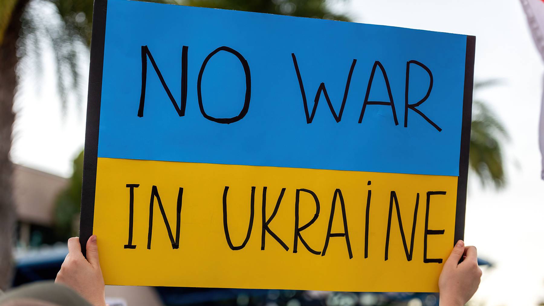Protest banner against Russian invasion of Ukraine.